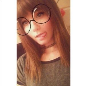 Meet your Posher, Cleo